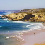 Mayla Surf House בית נופש אלג'זור