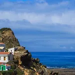 Mayla Surf House אלג'זור