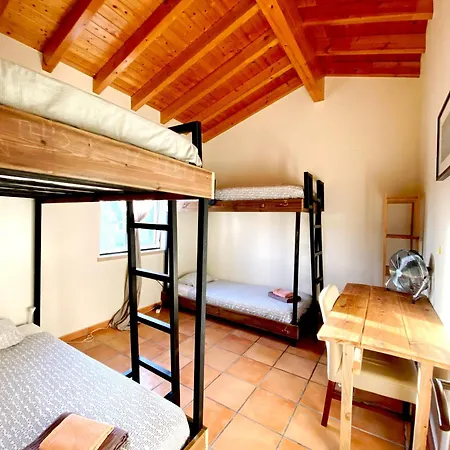 Mayla Surf House *