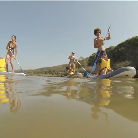 Mayla Surf House Semesterbostad